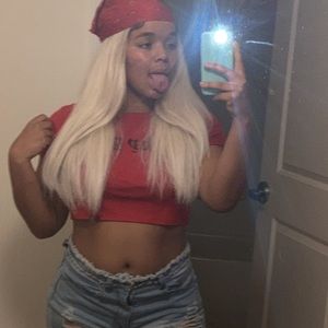 Meet your Posher, Jada